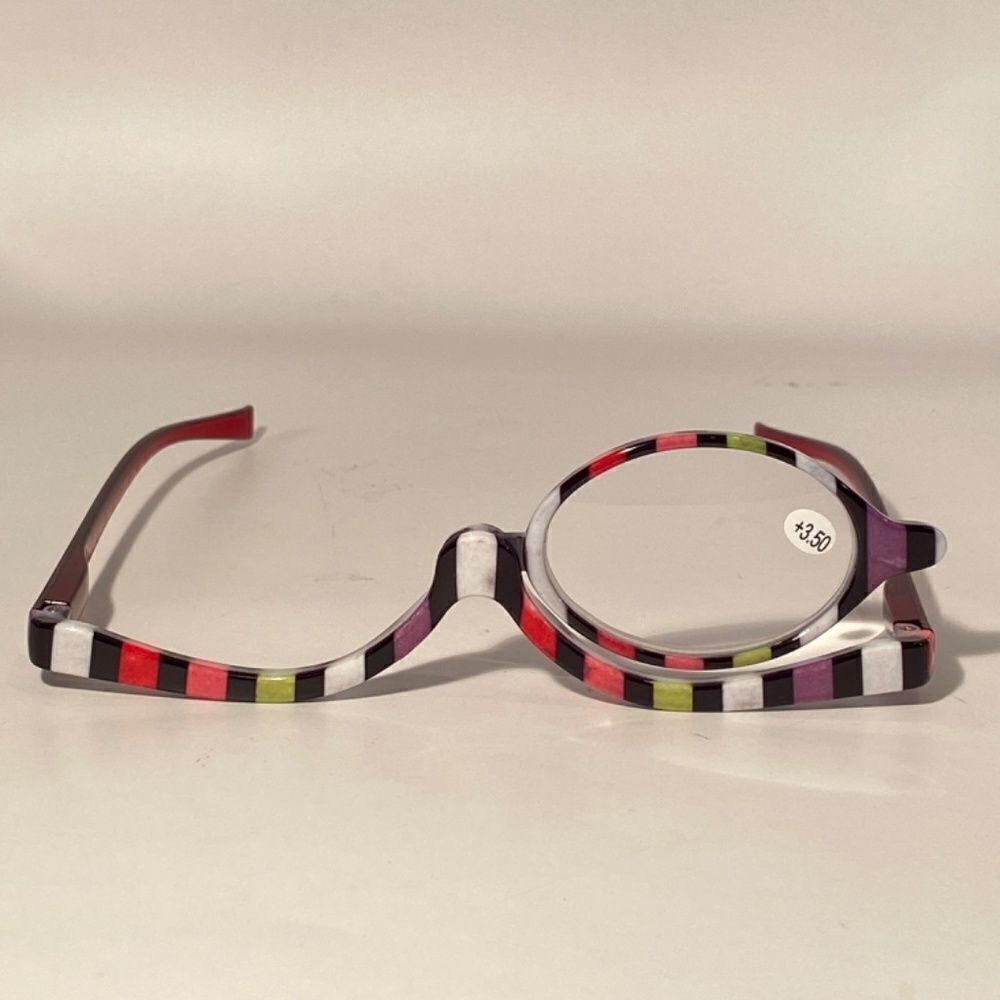 1006 Makeup Cosmetic 3.50 Flip Magnifying Glasses For Precision Application N… - Picture 2 of 7